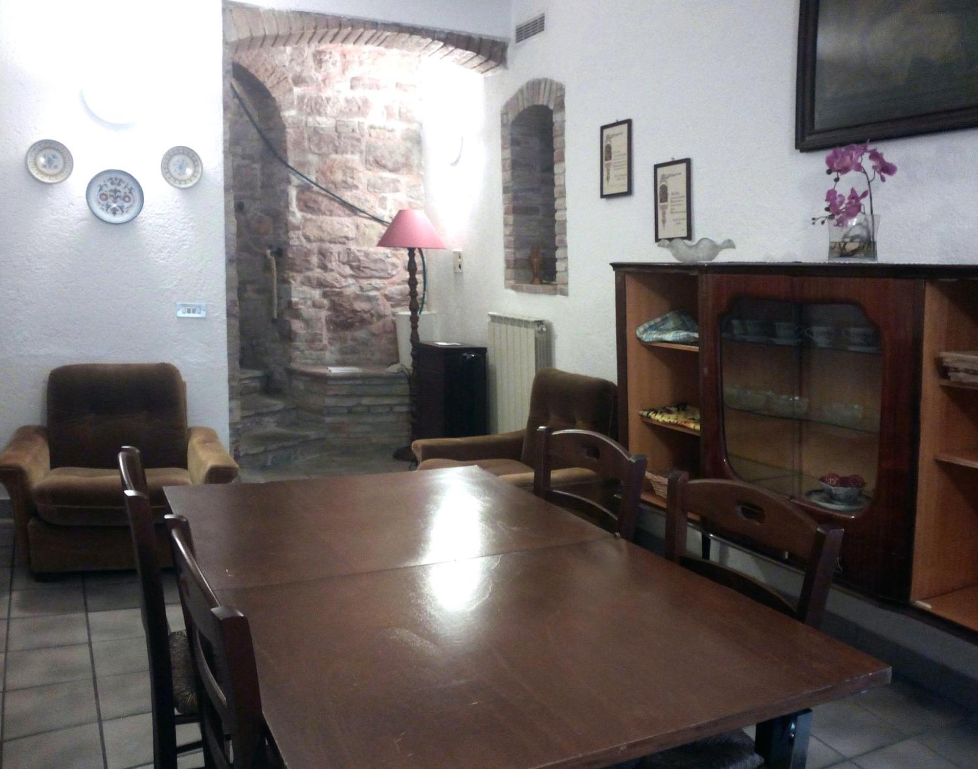 Camere Gambacorta Asís Exterior foto