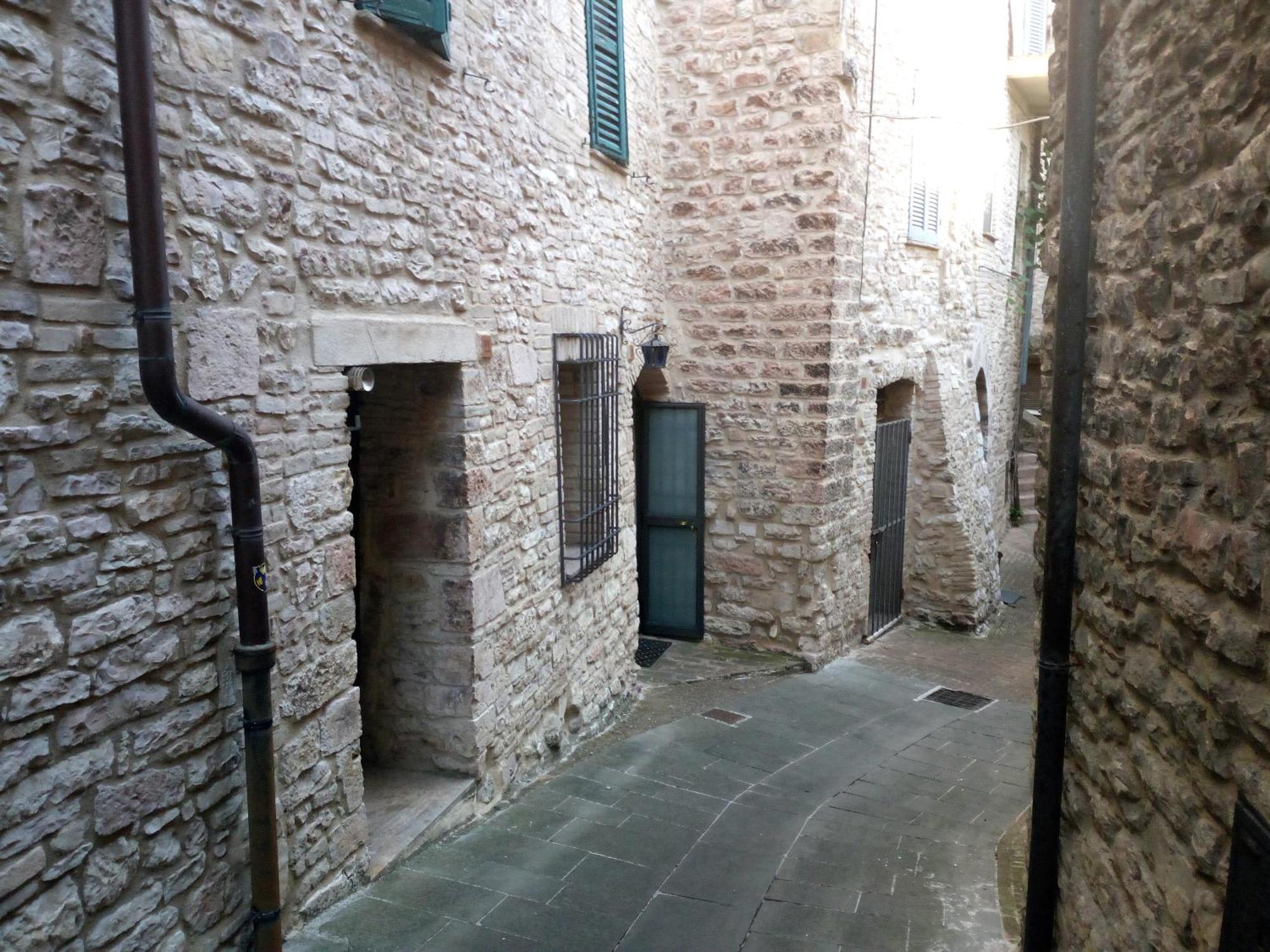 Camere Gambacorta Asís Exterior foto